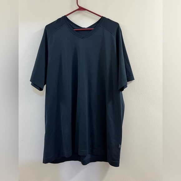 17. Lululemon Mens “Metal Vent Tech” Short Sleeve Tee - Picture 2 of 13